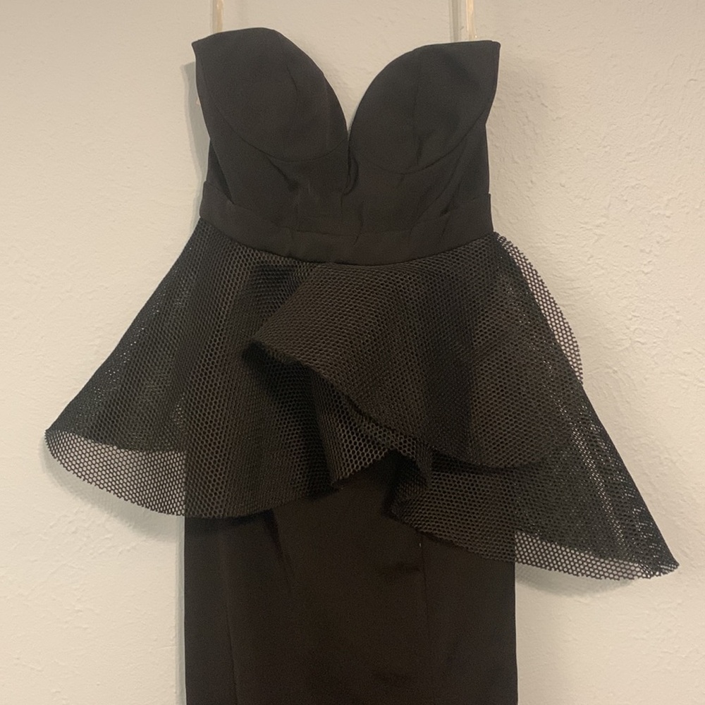 NWT L'ATISTE By Amy Womens Size S Mesh Peplum Strapless Maxi Black Tulip Dress